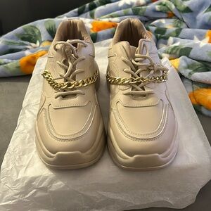 Liliana Chunky Tennis Shoes with Chains